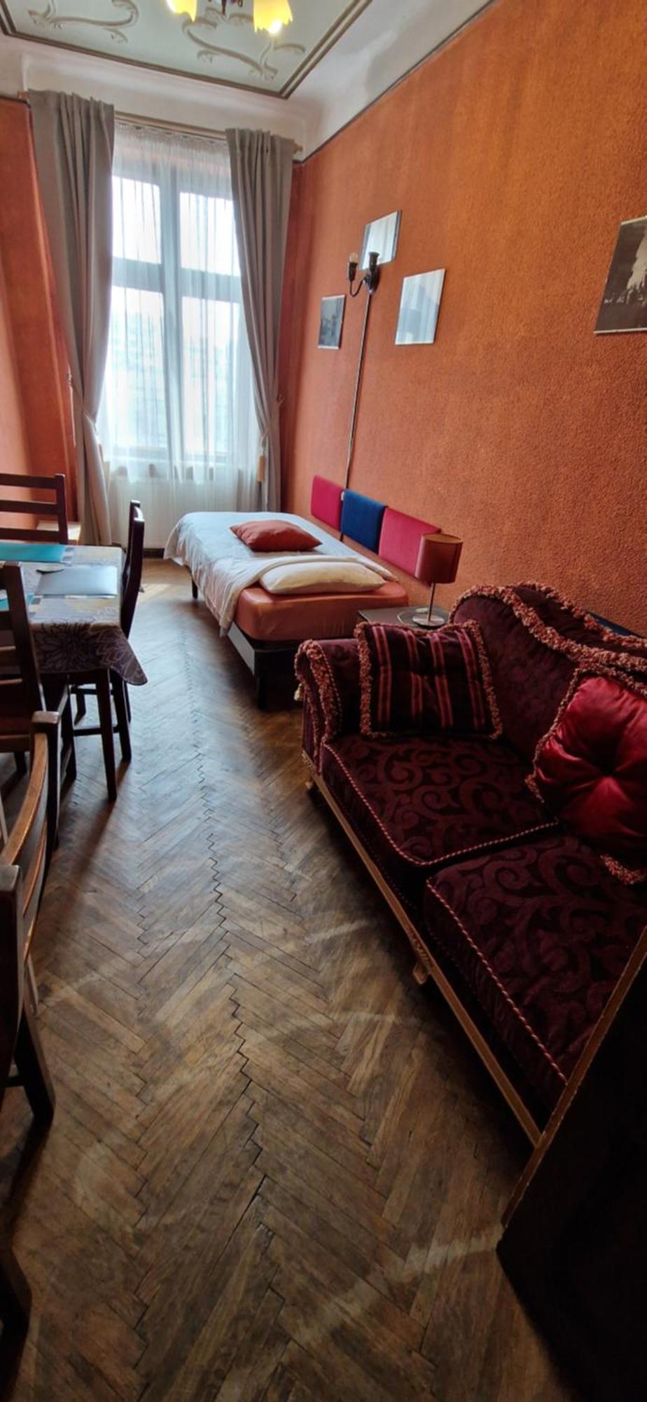 Domum Unirea, Across The Street Of Old City Center Bucarest Extérieur photo